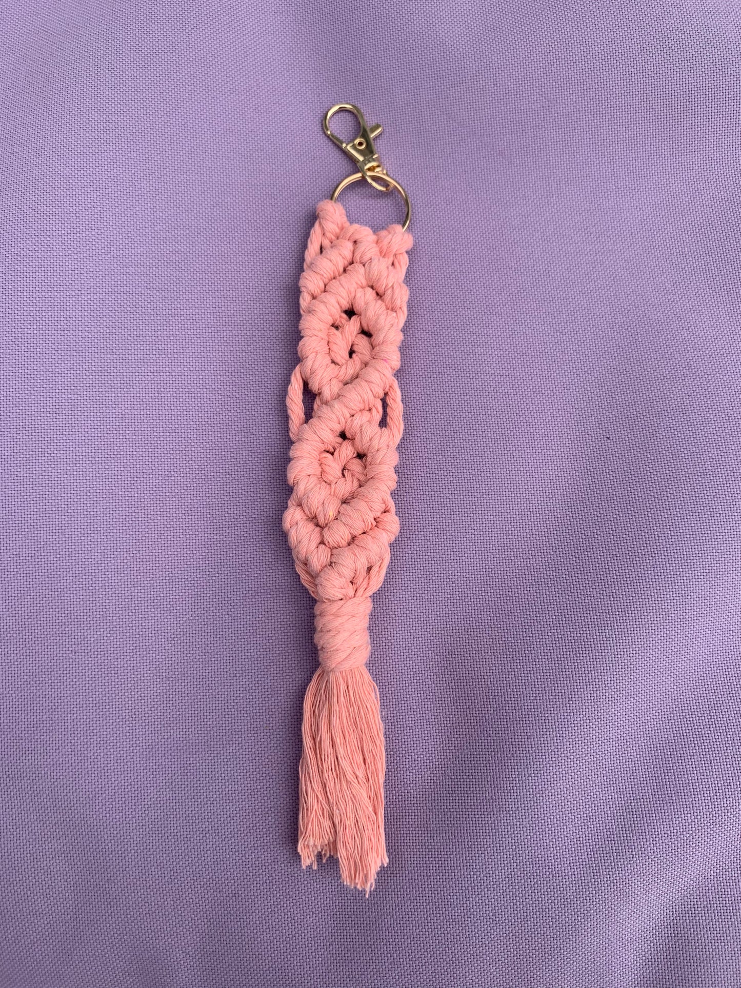 Macrame key chain - PINK