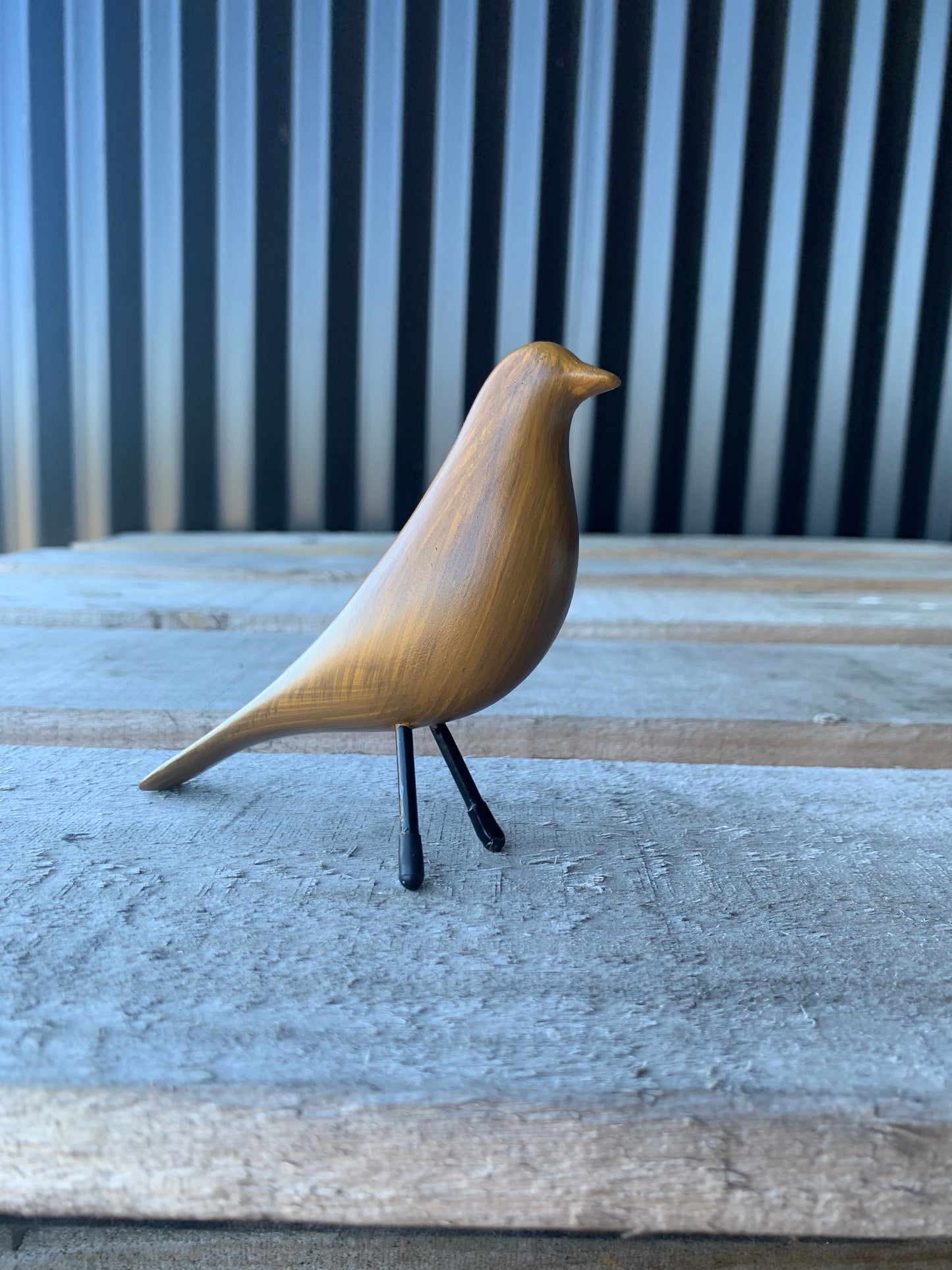 Art deco bird - Wood look