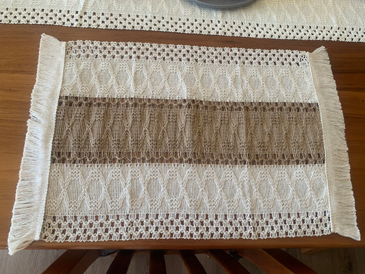 Place mats x4