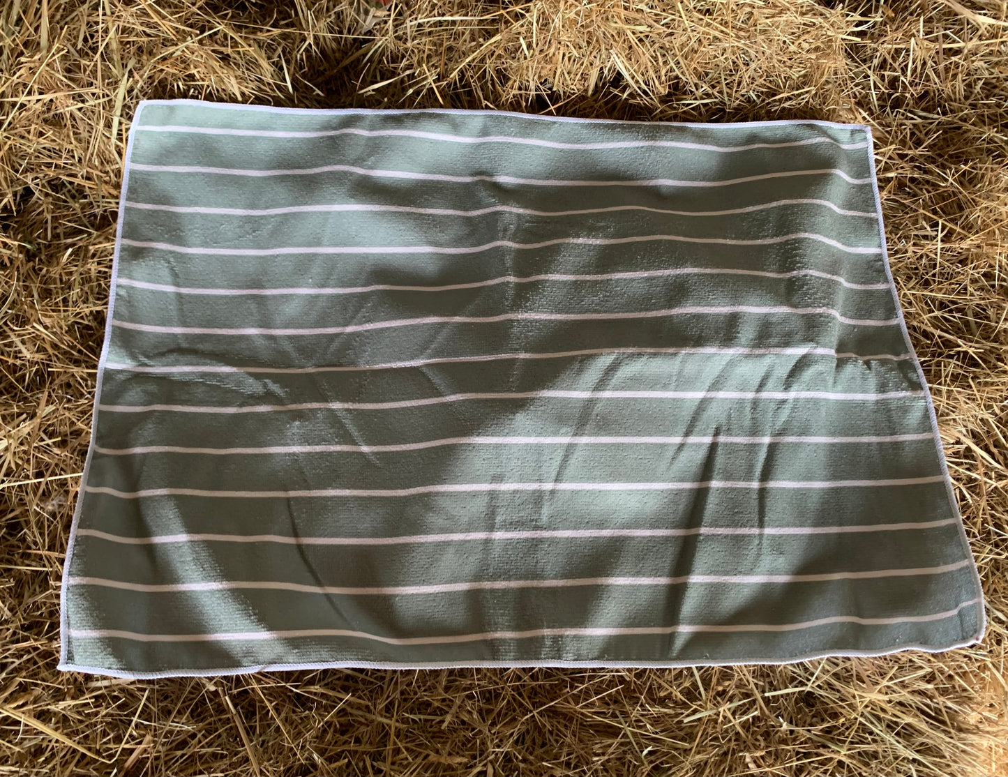 Tuff towel - J