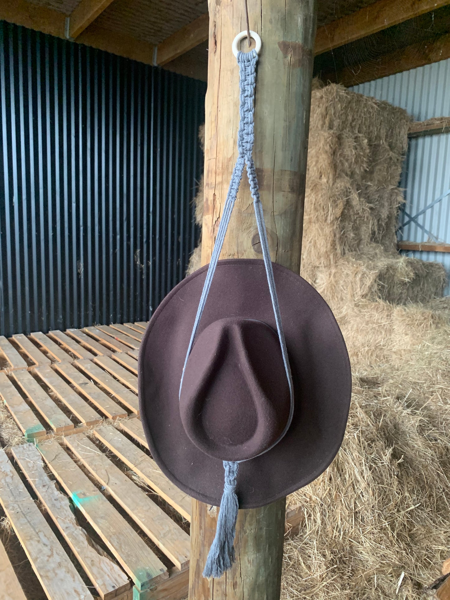 Hat hanger - Grey