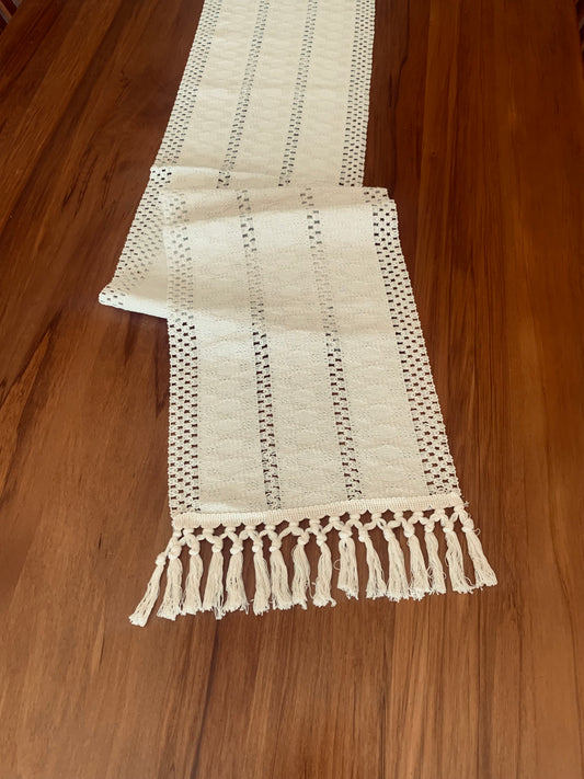 Table runner - White